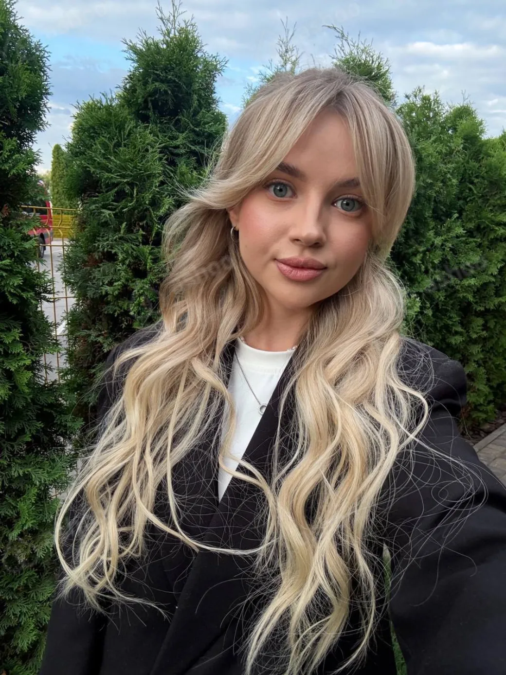Лика, 24